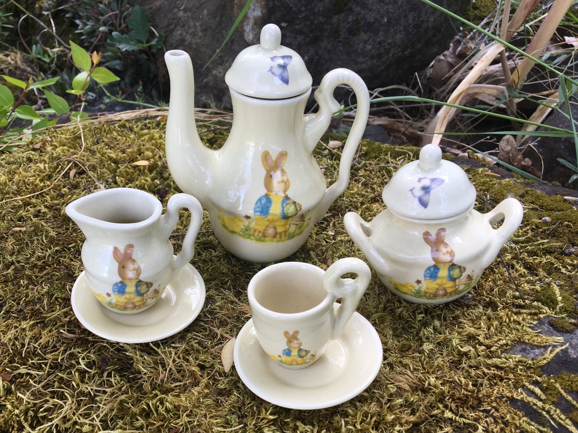 Detail Peter Rabbit Miniature Tea Set Nomer 21