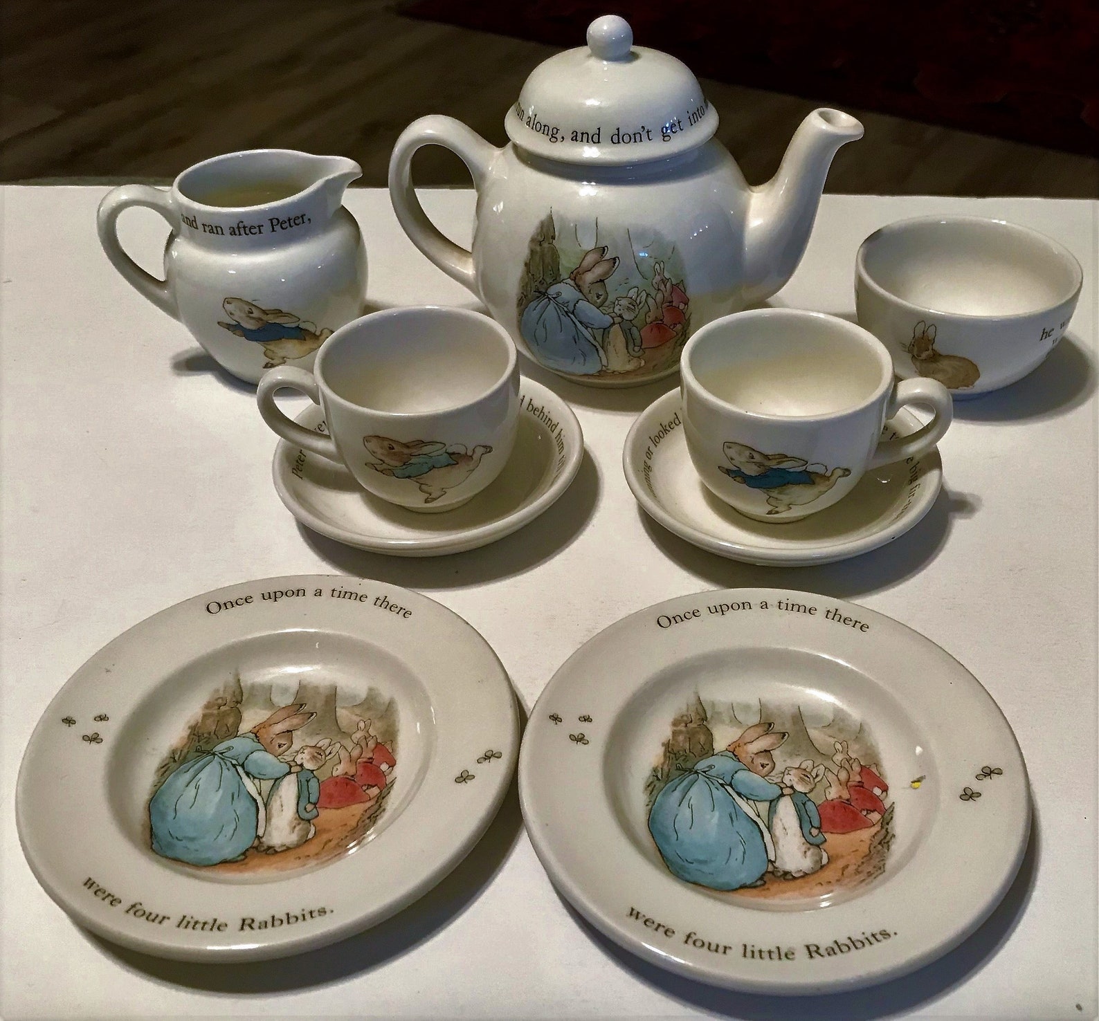 Detail Peter Rabbit Miniature Tea Set Nomer 5