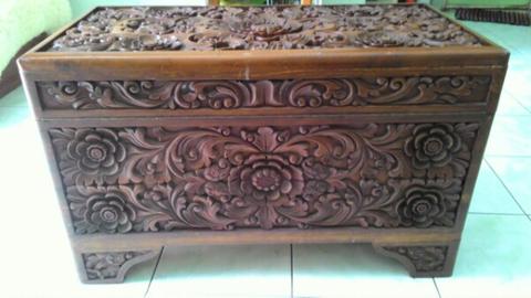 Detail Peti Kayu Antik Nomer 38