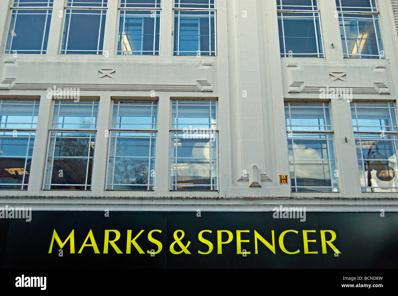 Detail Marks And Spencer Logo Nomer 39