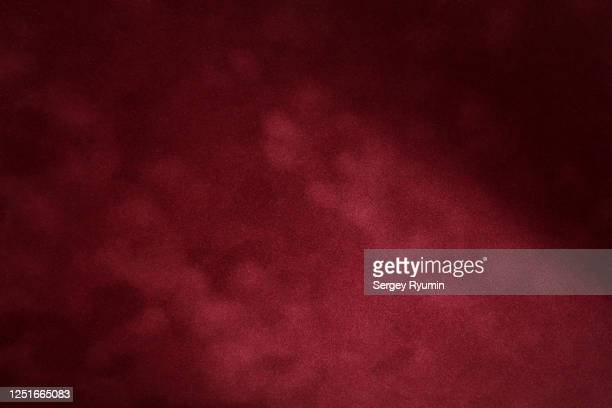 Detail Maroon Background Nomer 47