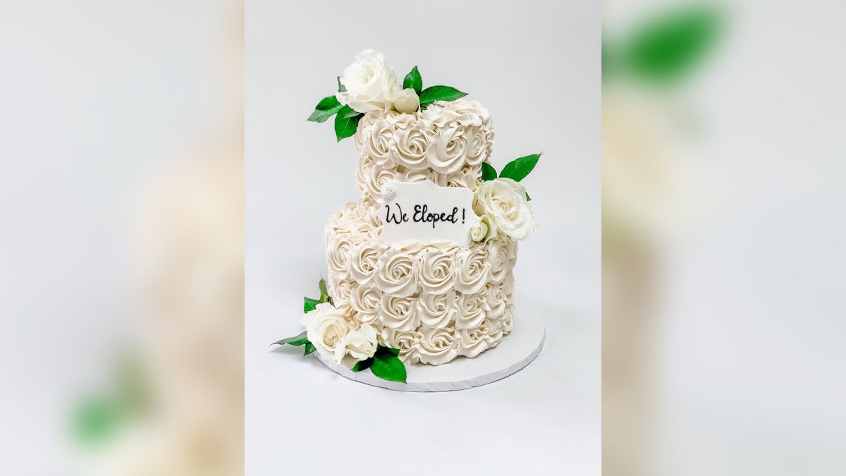 Detail Marriage Cake Images Nomer 44