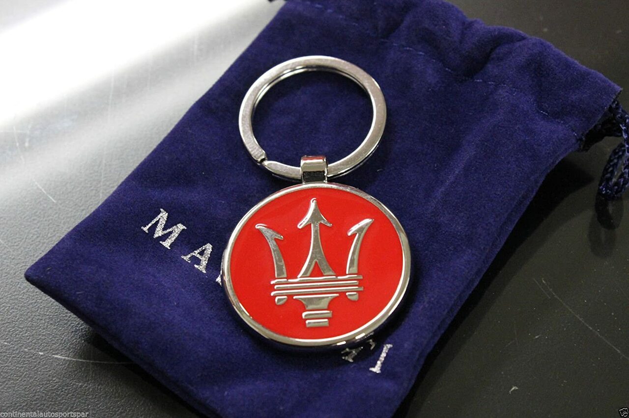 Detail Maserati Keychain Nomer 7