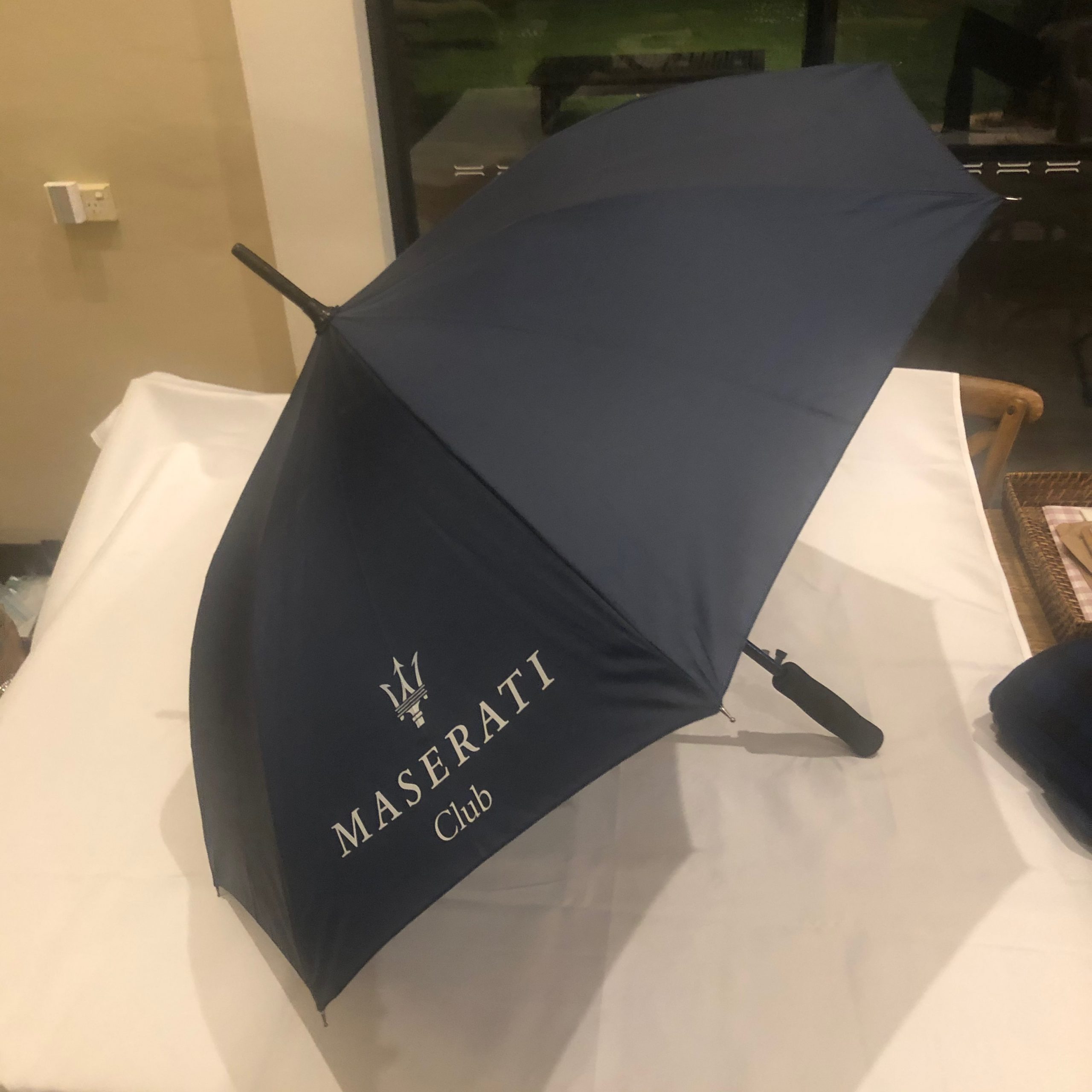 Detail Maserati Umbrella Nomer 11