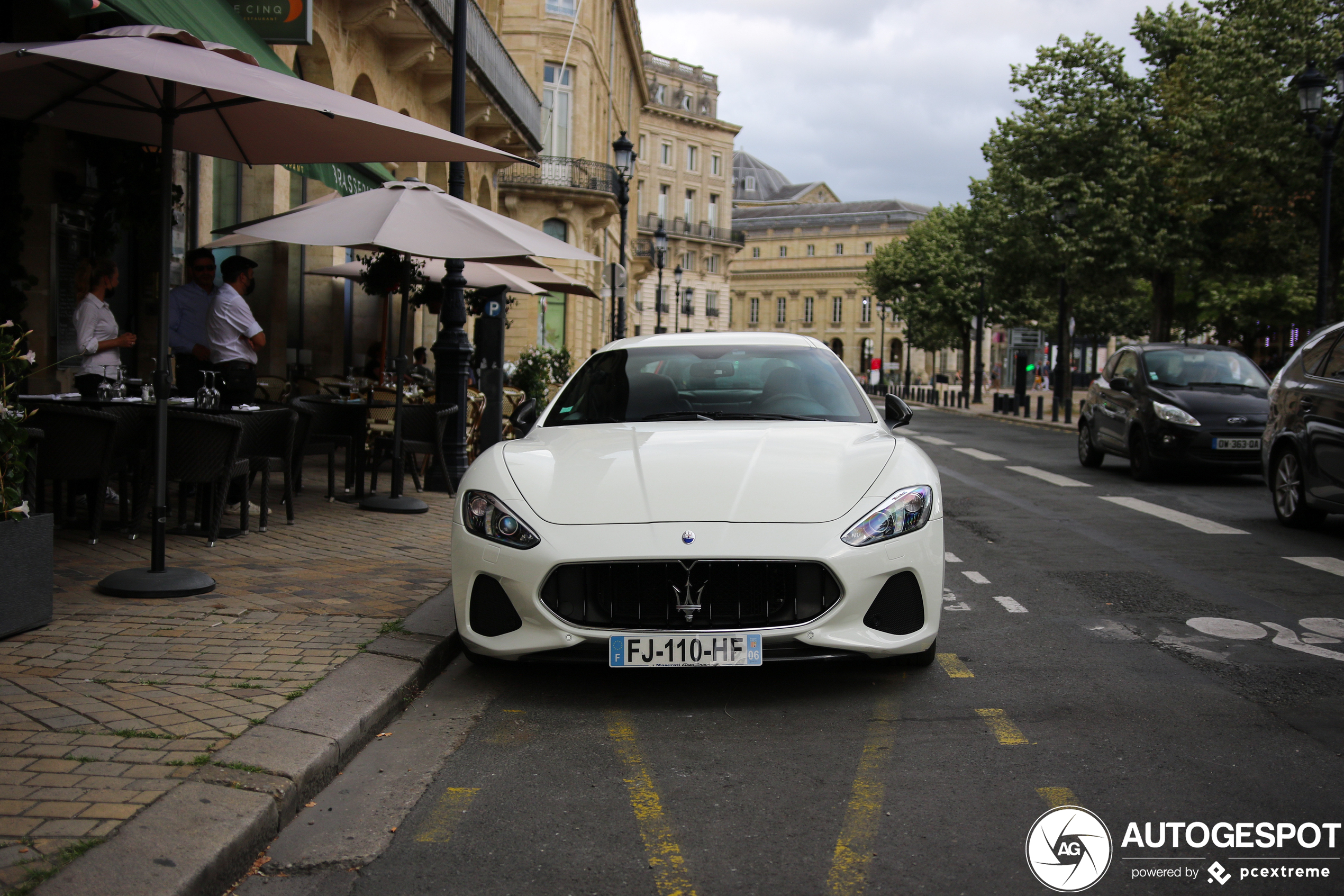 Detail Maserati Umbrella Nomer 36