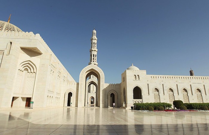 Detail Masjid Agung Sultan Qaboos Nomer 9