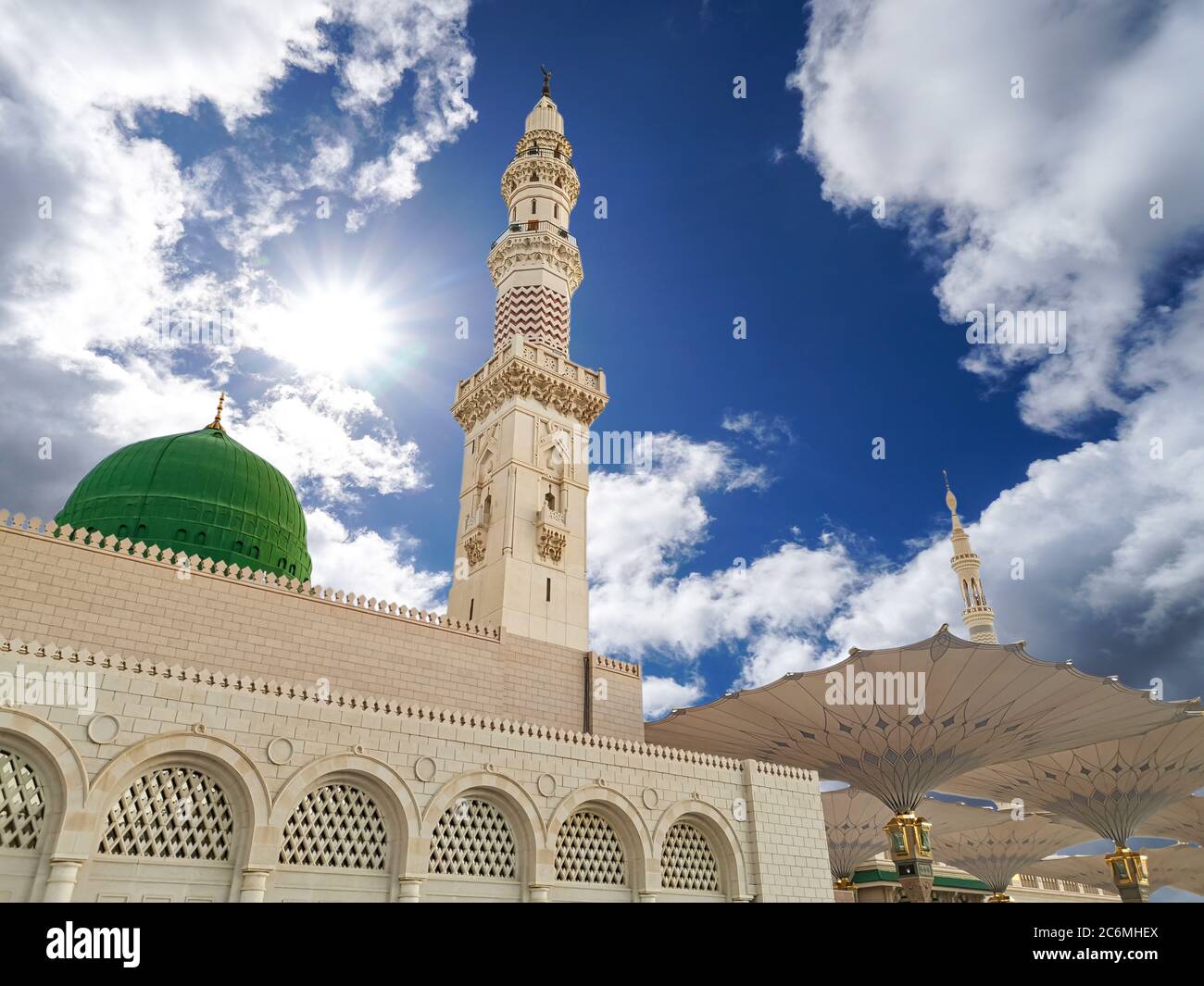 Detail Masjid An Nabawi Hd Wallpaper Nomer 23