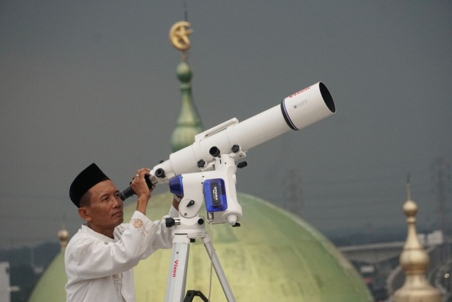 Detail Masjid Bulan Bintang Nomer 15