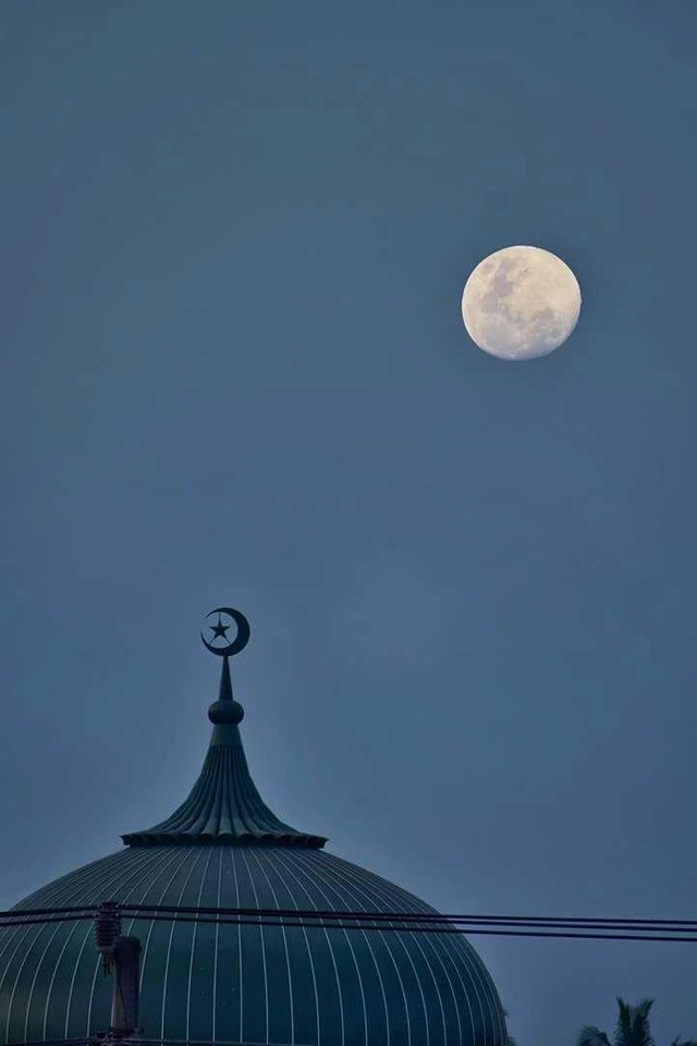 Detail Masjid Bulan Bintang Nomer 9