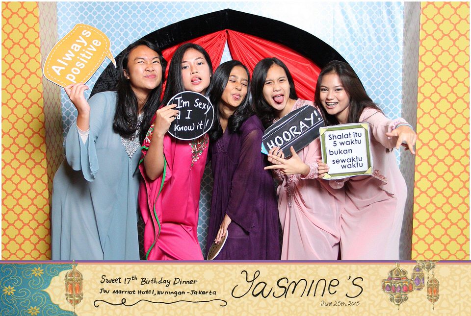 Detail Photo Booth Sweet Seventeen Nomer 23