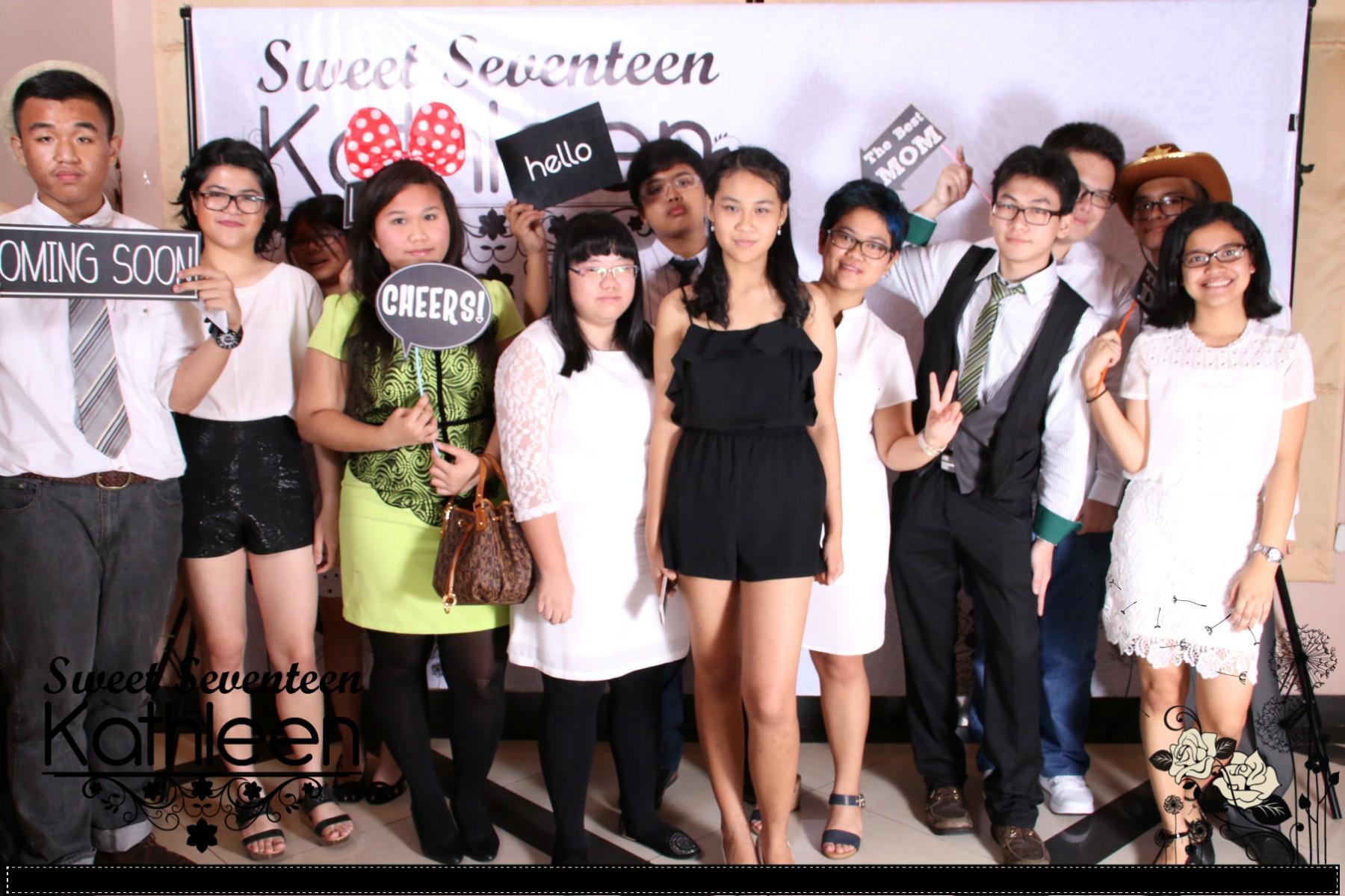 Detail Photo Booth Sweet Seventeen Nomer 35