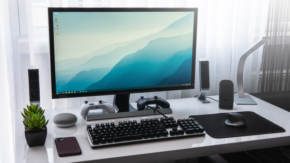 Detail Photo Of Desktop Computer Nomer 2