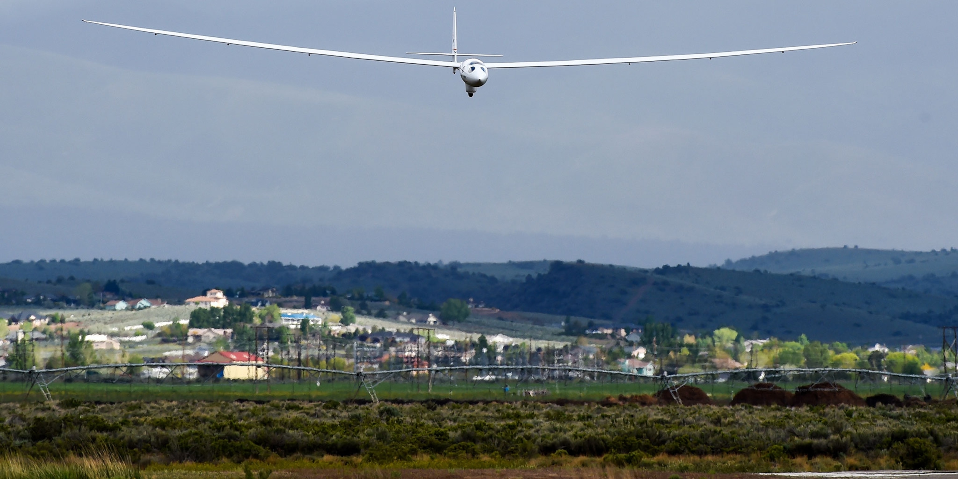 Detail Photo Of Glider Nomer 33