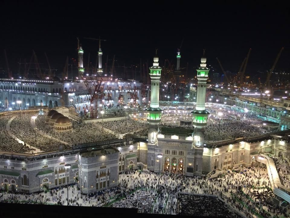 Masjid Nabawi Malam - KibrisPDR