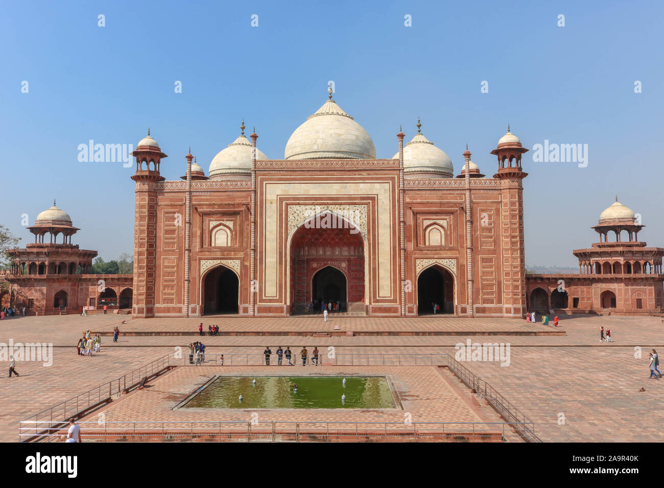 Detail Masjid Taj Mahal Nomer 10