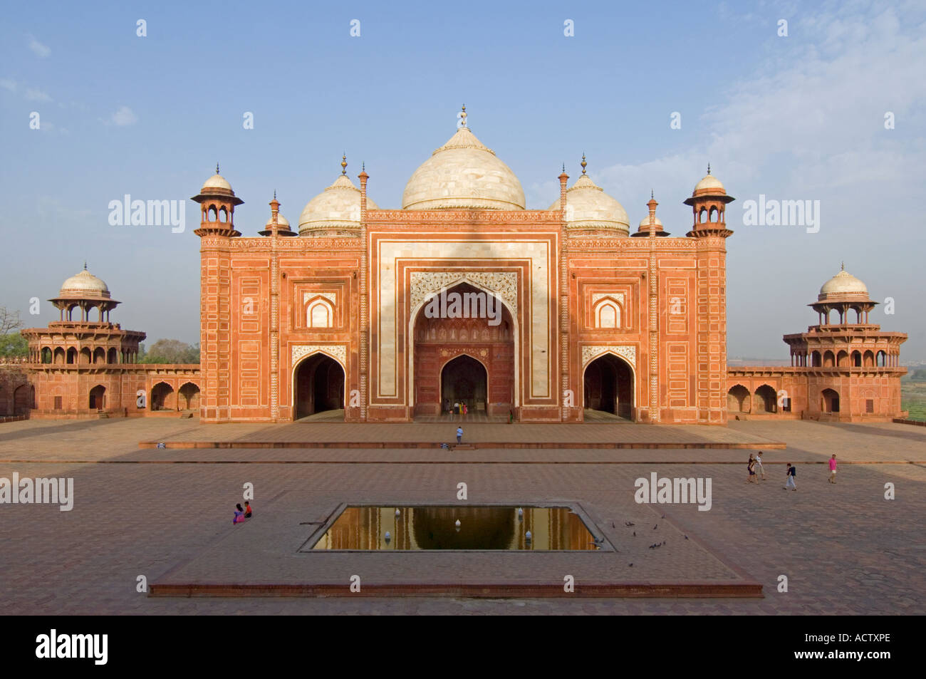 Detail Masjid Taj Mahal Nomer 19