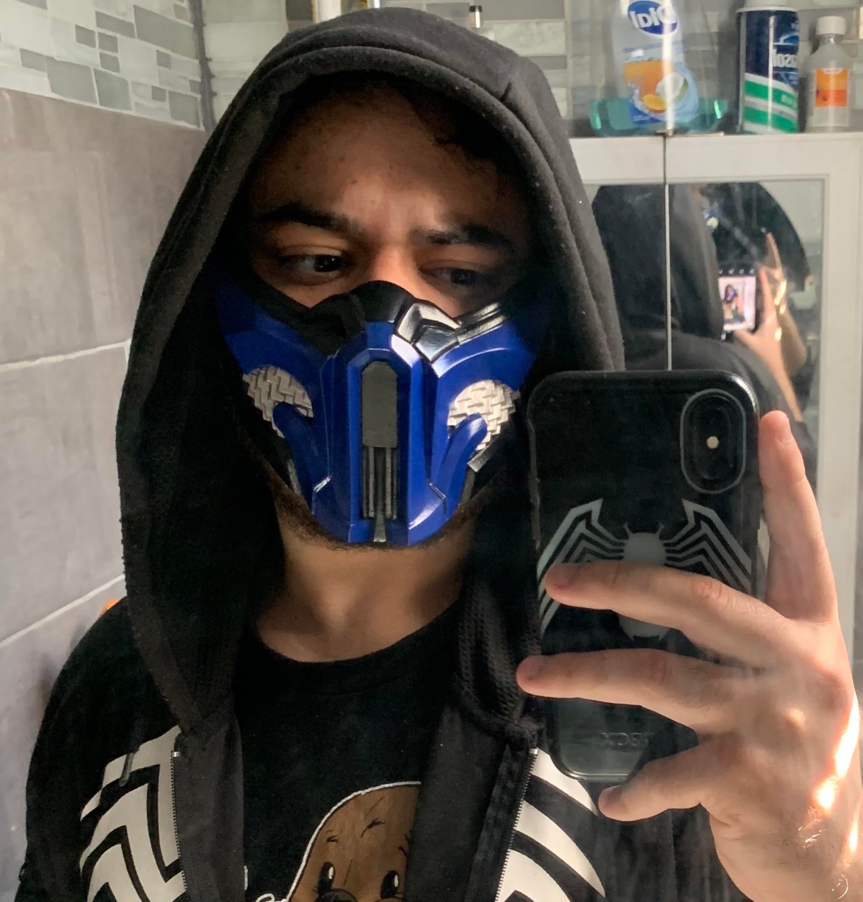 Detail Masker Sub Zero Nomer 27
