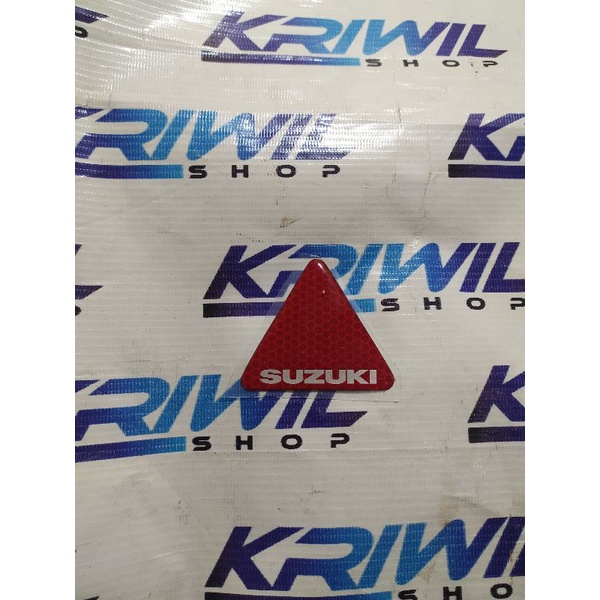 Detail Mata Kucing Segitiga Nomer 37