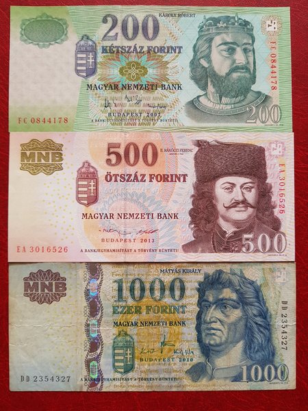 Detail Mata Uang Hongaria Nomer 9