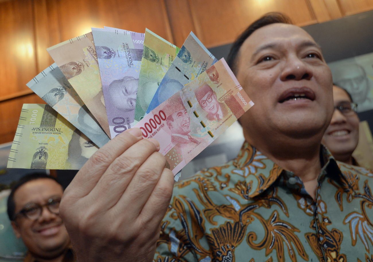 Detail Mata Uang Rupiah Baru Nomer 27