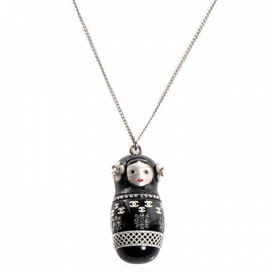 Detail Matryoshka Doll Necklace Nomer 10