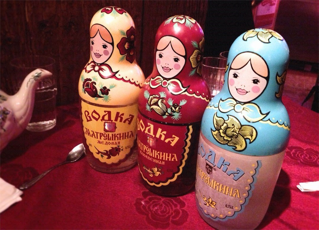Detail Matryoshka Vodka Nomer 18