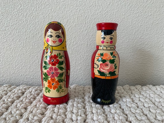 Detail Matryoshka Vodka Nomer 24