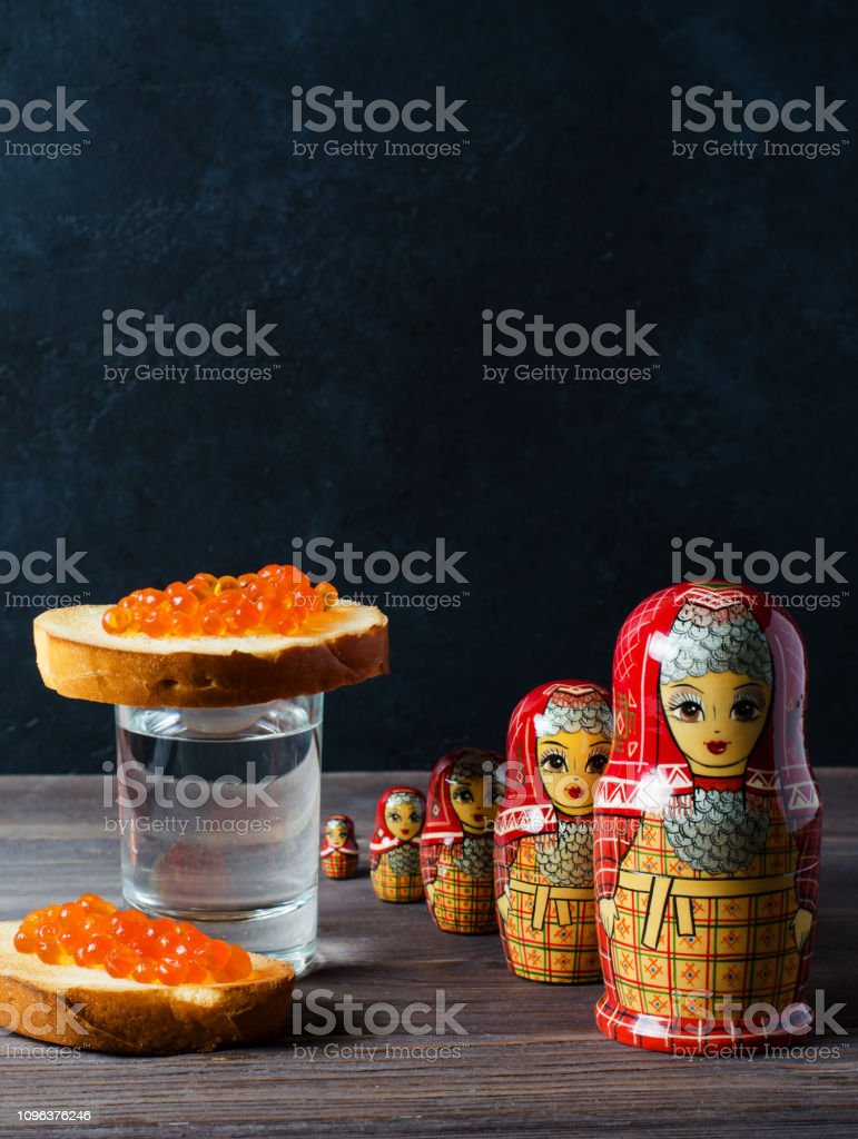 Detail Matryoshka Vodka Nomer 25