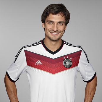 Detail Mats Hummels 2014 Nomer 18