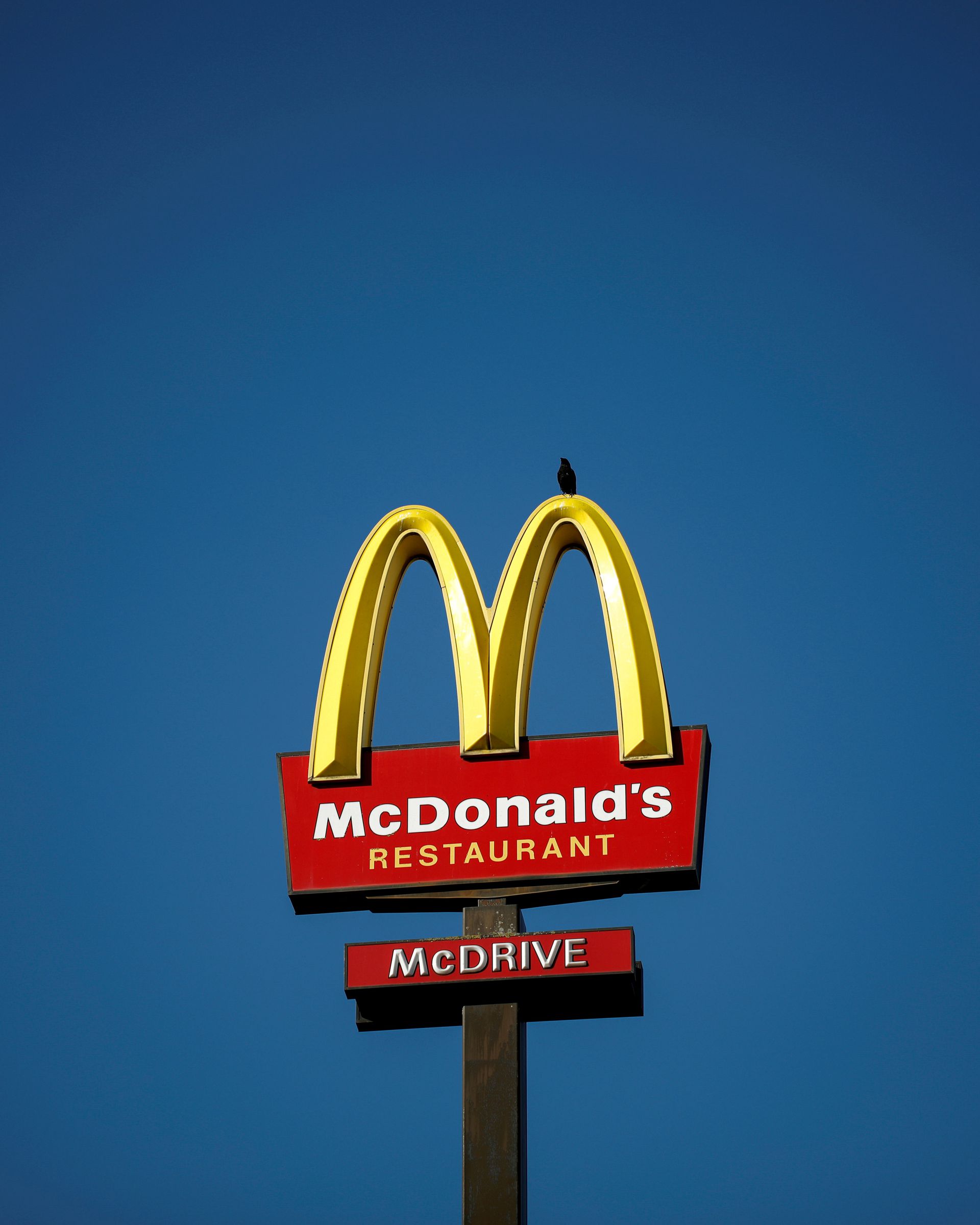 Detail Mcd Logo Nomer 19