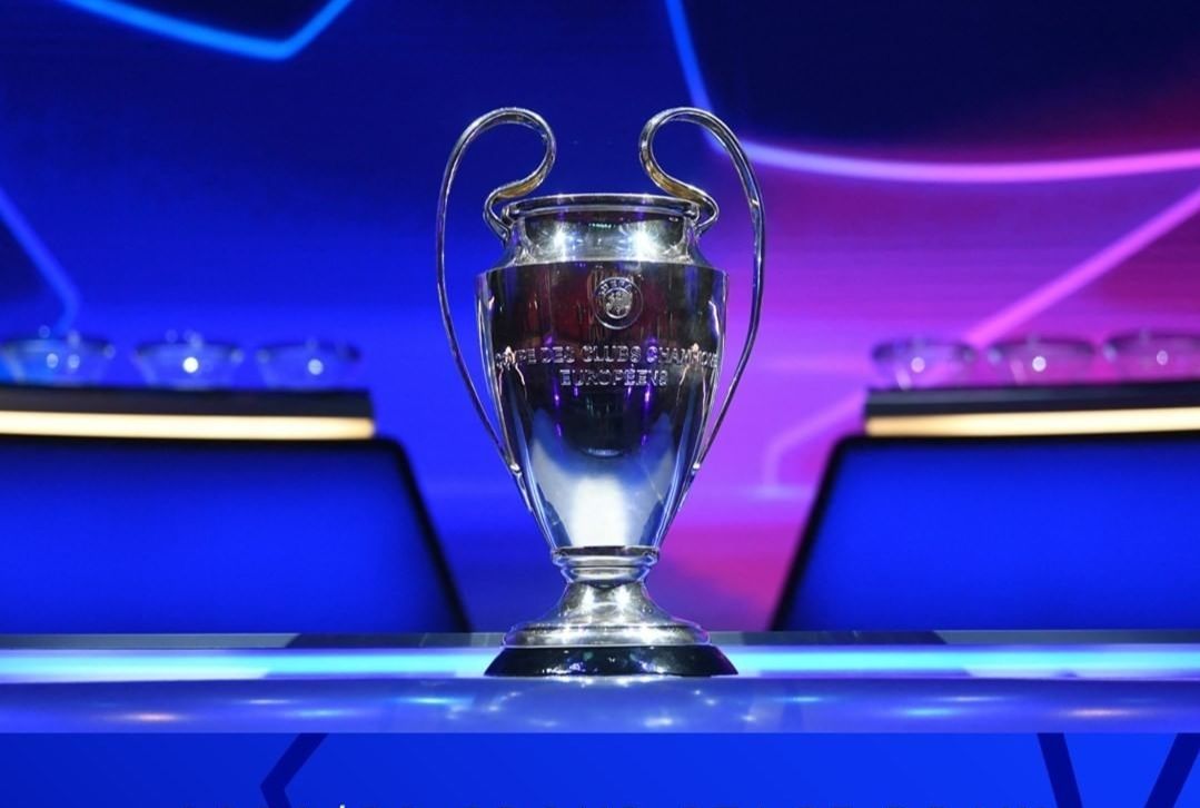 Detail Piala Champions League Nomer 44