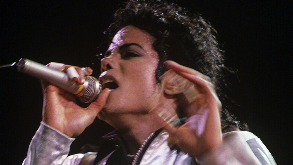 Detail Pic Of Michael Jackson Nomer 35