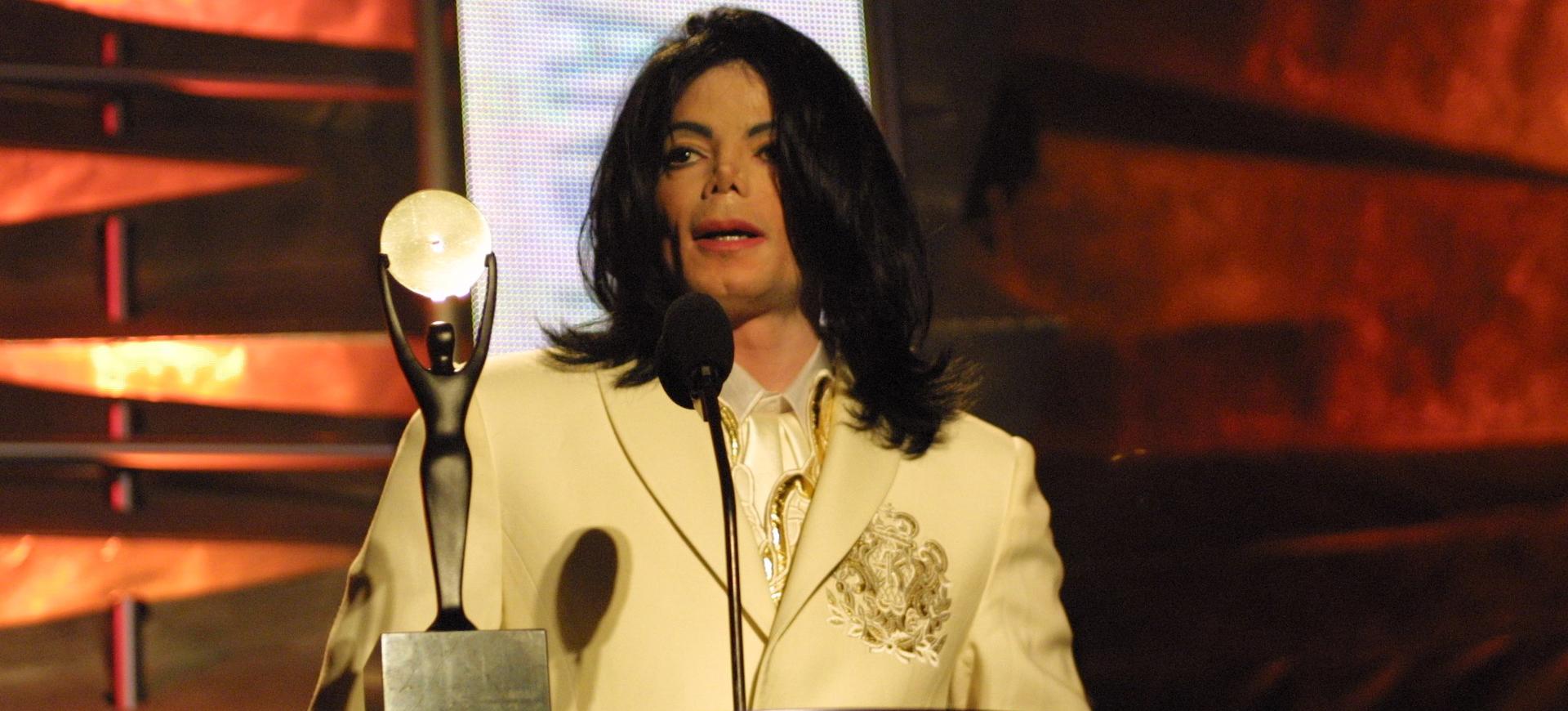 Detail Pic Of Michael Jackson Nomer 47