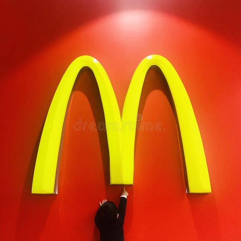 Detail Mcdonald Symbol Nomer 26