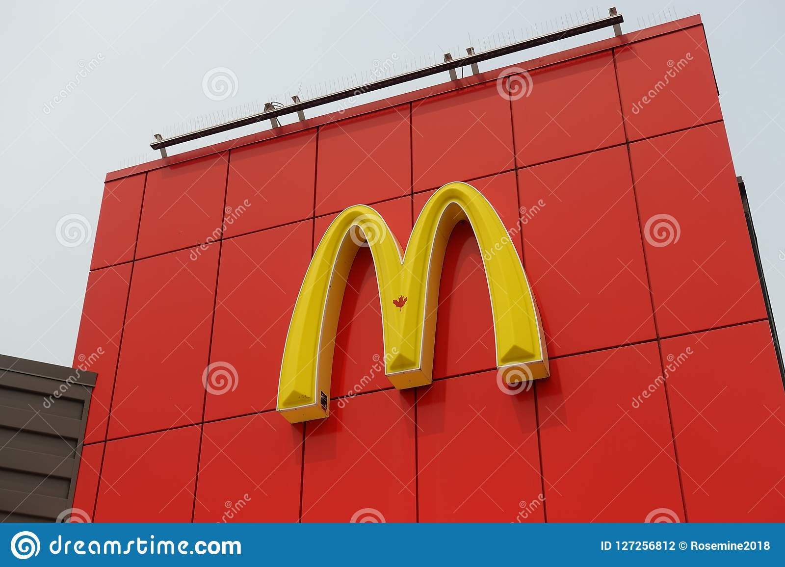 Detail Mcdonalds Logo 2018 Nomer 17