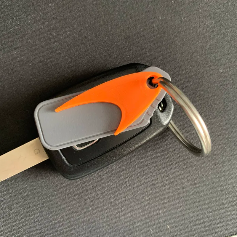 Detail Mclaren Keychain Nomer 9