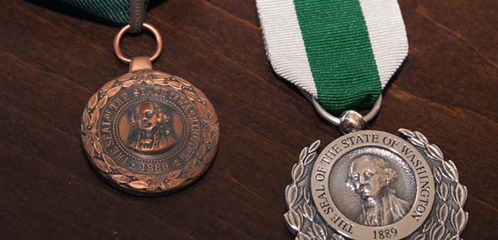 Detail Medal Pictures Nomer 35