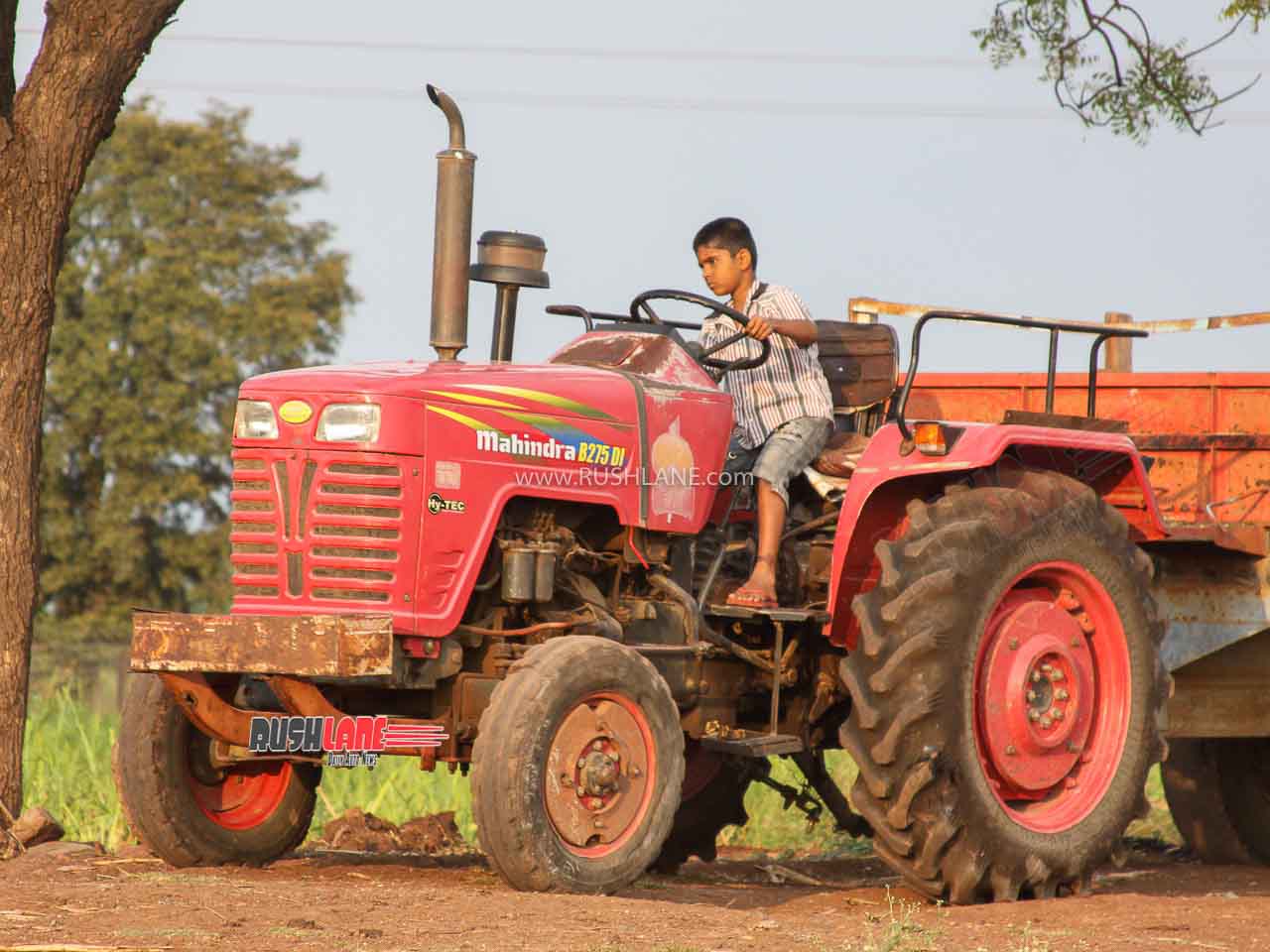 Detail Pic Of Tractor Nomer 39