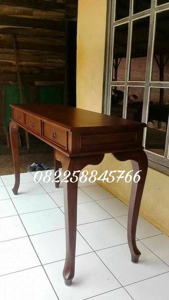 Detail Meja Hiasan Minimalis Nomer 16