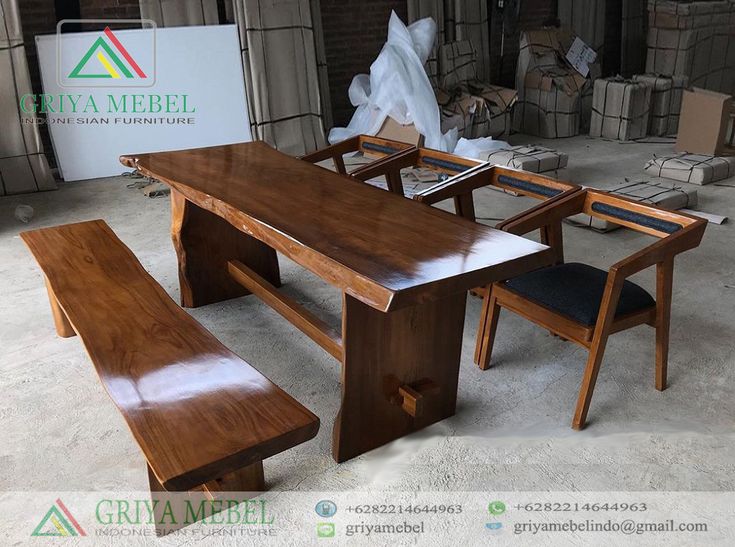 Detail Meja Kayu Antik Nomer 20