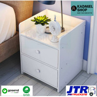 Detail Meja Kecil Di Kamar Nomer 49