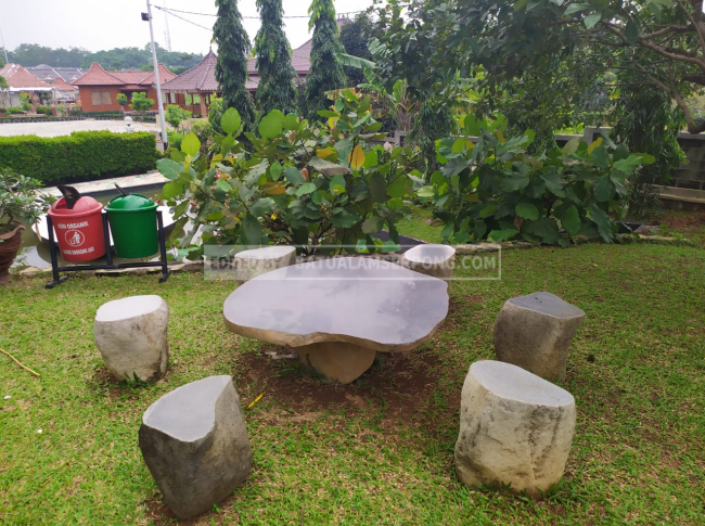 Detail Meja Kursi Taman Dari Batu Nomer 21