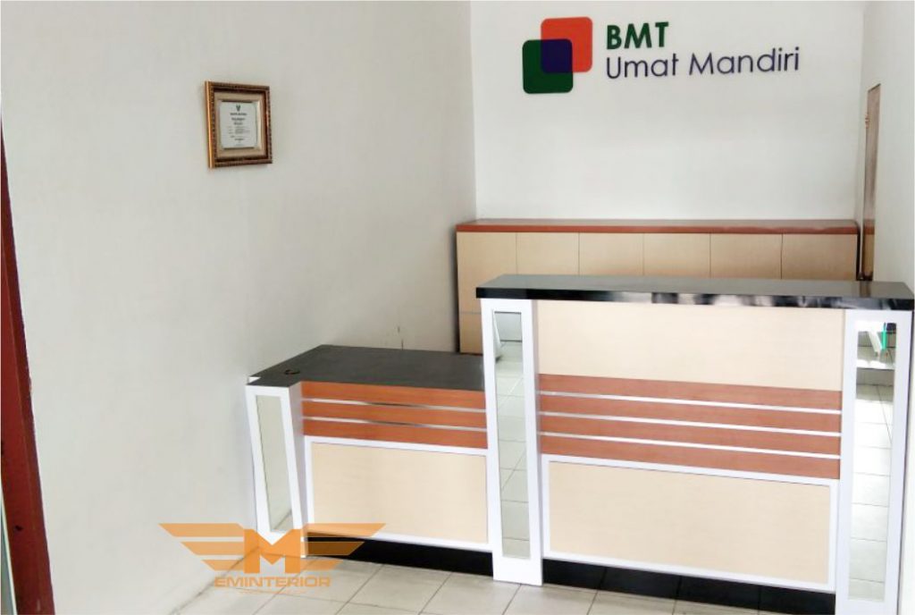 Detail Meja Teller Bank Nomer 7