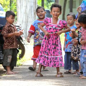 Detail Melihat Foto Anak Jalanan Nomer 40