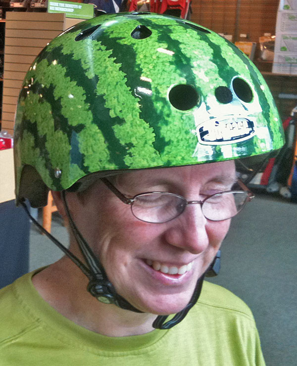 Detail Melon Helmets Nomer 31