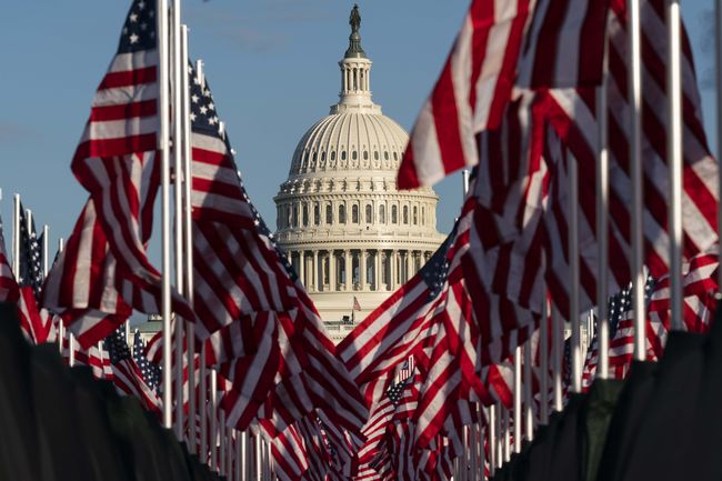 Detail Memasukkan Foto Ke Gambar Bergerak Seperti Bendera Nomer 39