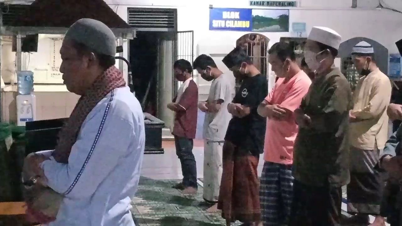 Detail Membaca Potongan Surat Dalam Shalat Nomer 8