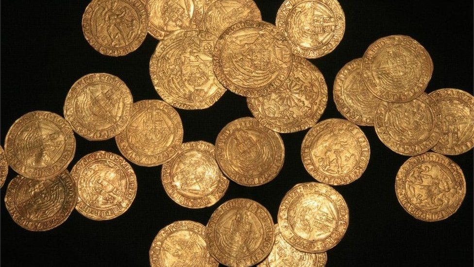 Detail Pics Of Gold Coins Nomer 16