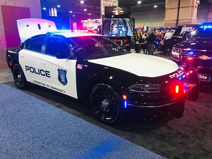 Detail Pics Of Police Cars Nomer 24