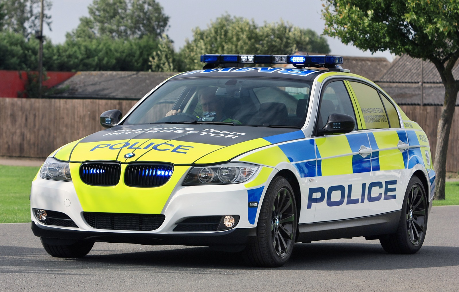 Detail Pics Of Police Cars Nomer 48